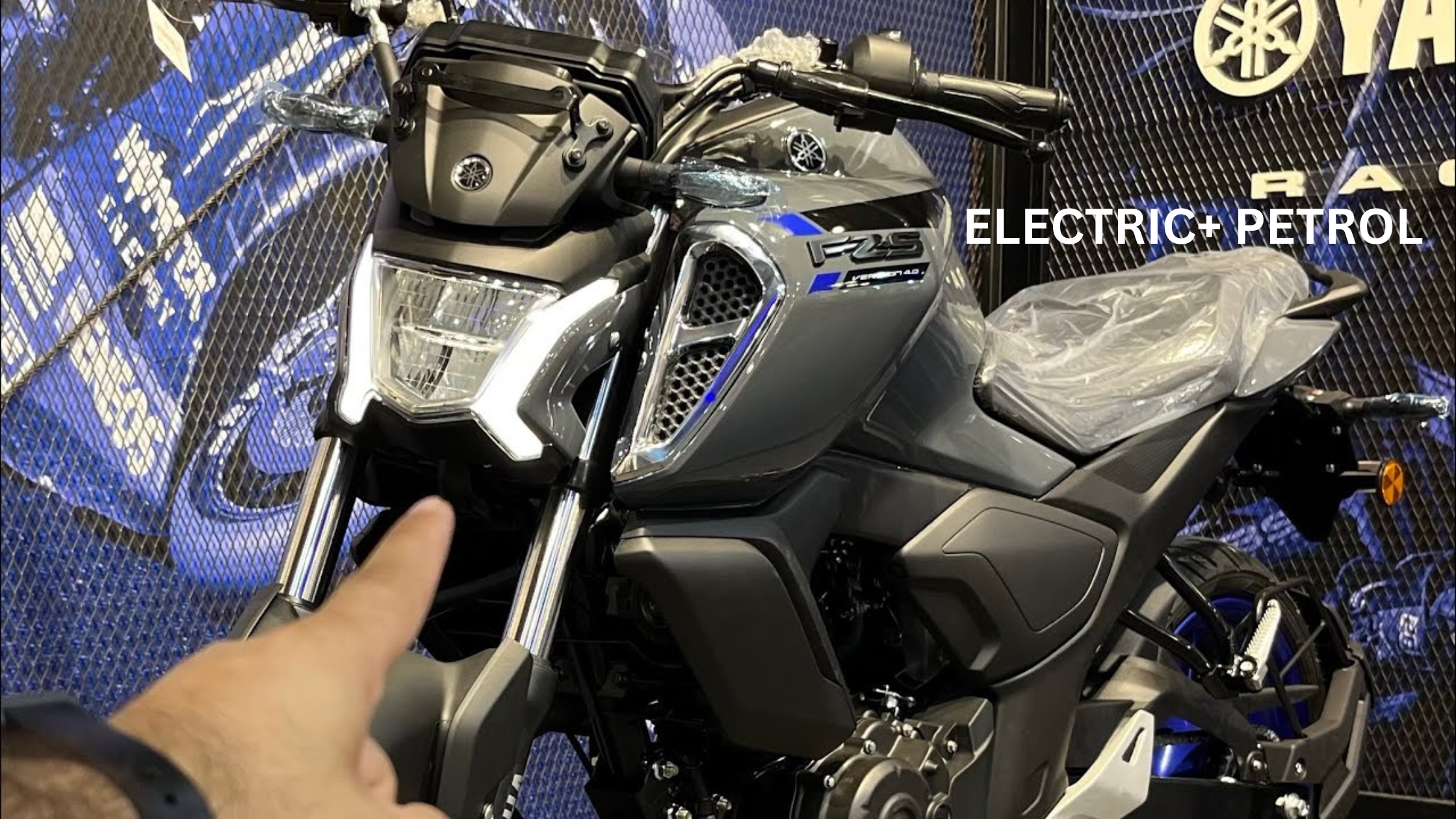 Yamaha FZ-S Fi
